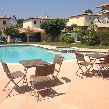 Villa Cezanne Cagnes-sur-Mer Room photo